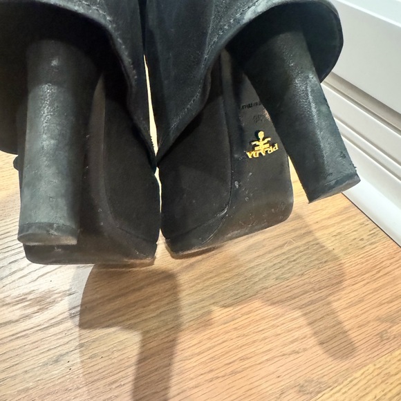 Prada Black Fold-Over Ankle Heeled Boots with Gold Buckle - Picture 4 of 10